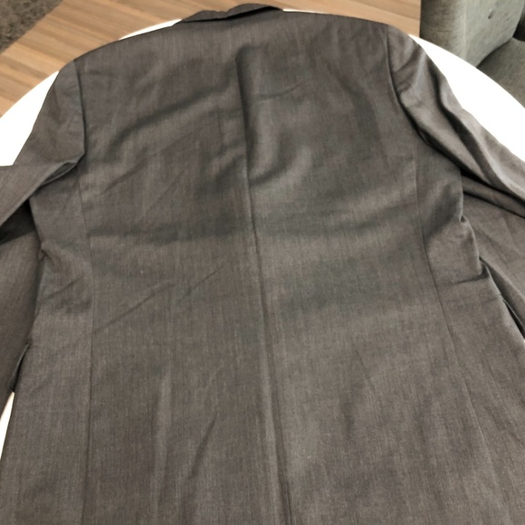 Suit (MSRP $450) Alfani - Picture 5 of 8